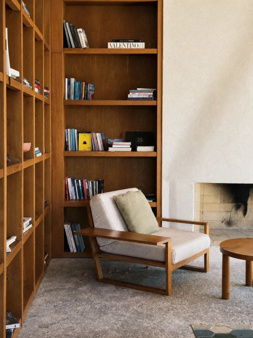 Bodrum Loft. The library