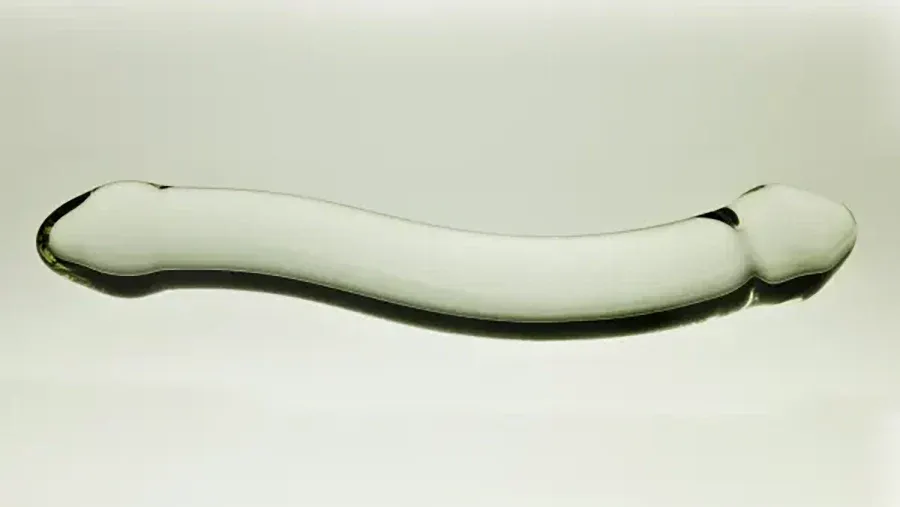 Double ended borosilicate glass dildo