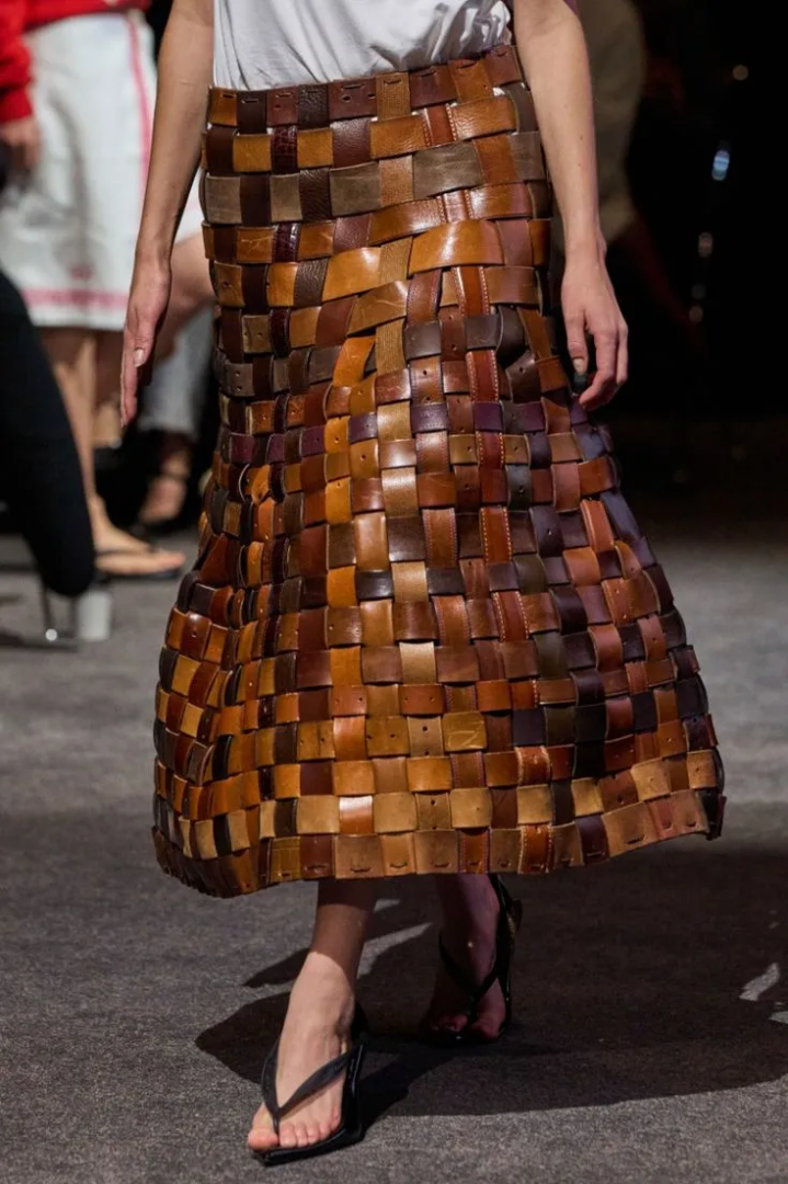 Hodakova SS25 skirt made out of belts