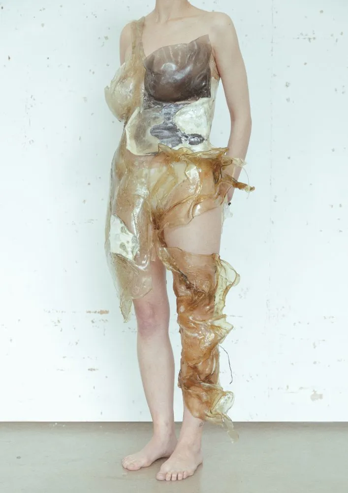 Agar agar, Gelatine, Glycerine. Valeria Pulici, Photography Kira Issar