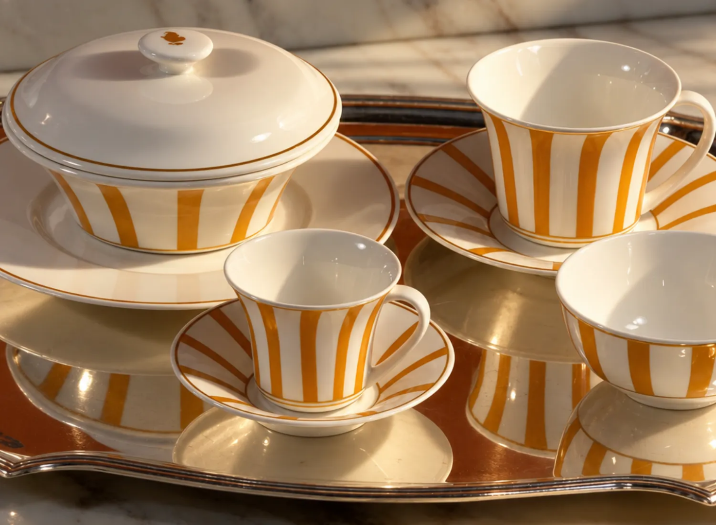 Geminiano Cozzi Venezia 1765: cups and serving pieces in fine bone china