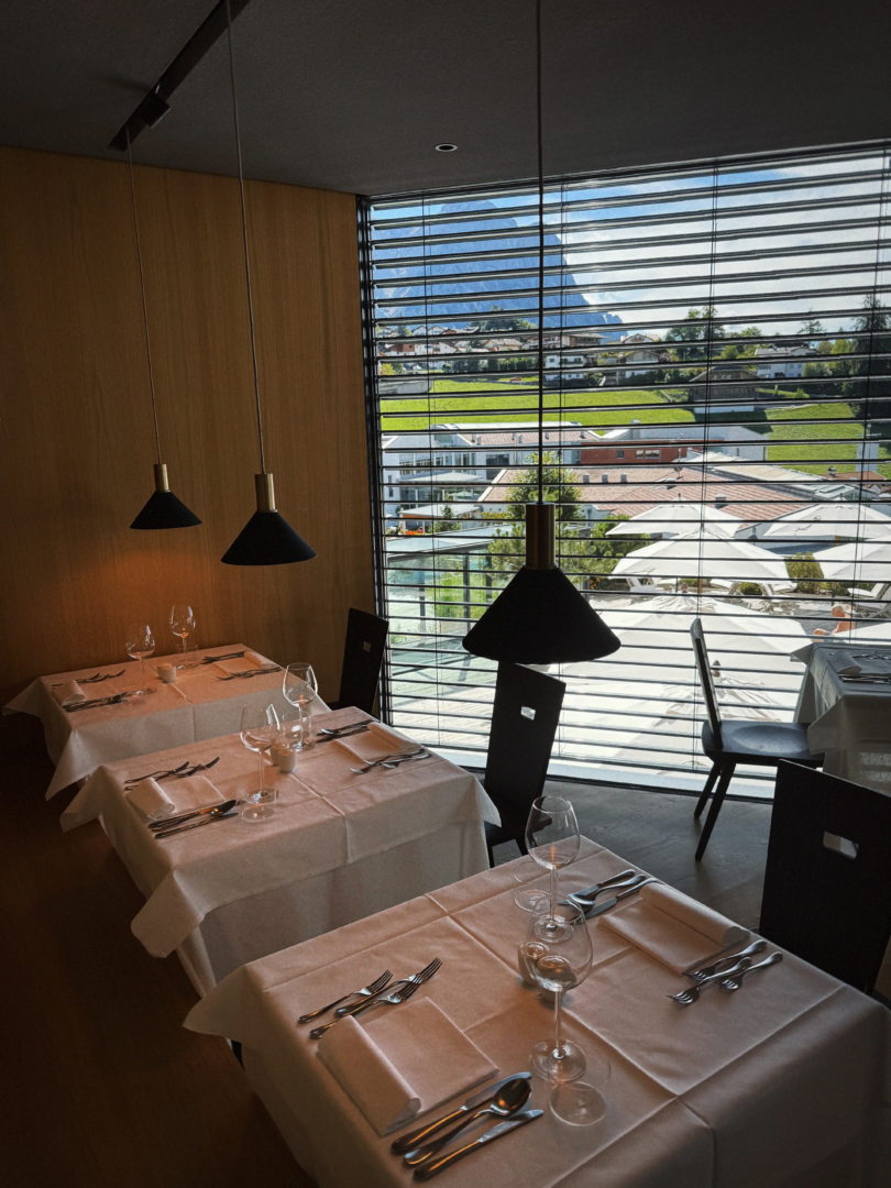 the hotel's restaurant