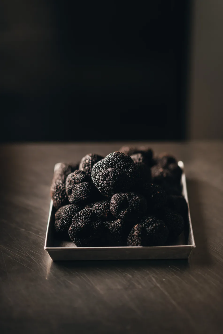 Black truffles in the kitchen, San Pietro a Pettine. Courtesy of San Pietro a Pettine.