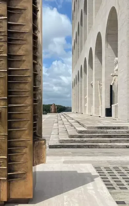 Arnaldo Pomodoro, Il grande teatro delle civiltà, macchine sceniche per le Orestiadi del 1983