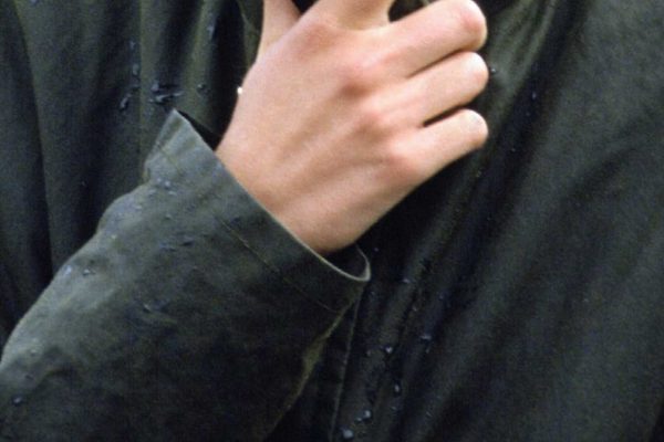 TIM GRAHAM PRINCESS DIANA WEARING A BARBOUR COAT DURING A VISIT TO THE WESTERN ISLES OF SCOTLAND IN 1985. PH. TIM GRAHAM