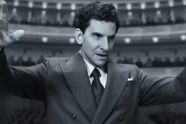 Leonard-Bernstein-una-scena-del-film-1024x683