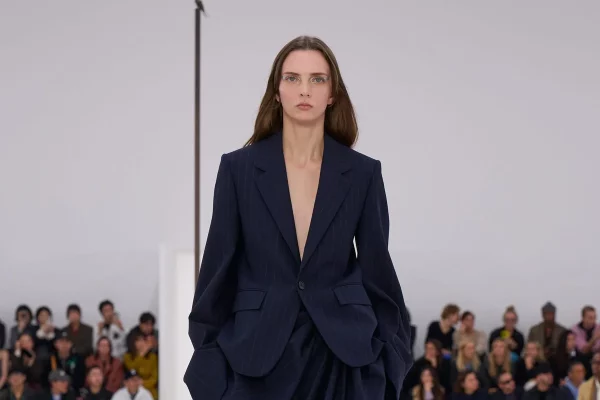 Loewe SS25, look 52