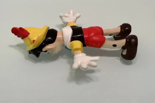 Maurizio-Catttelan-Pinocchio-1024x683