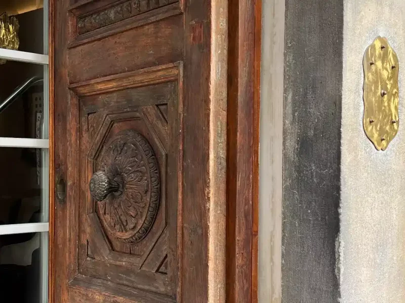 The front door of the Grand Universe Lucca