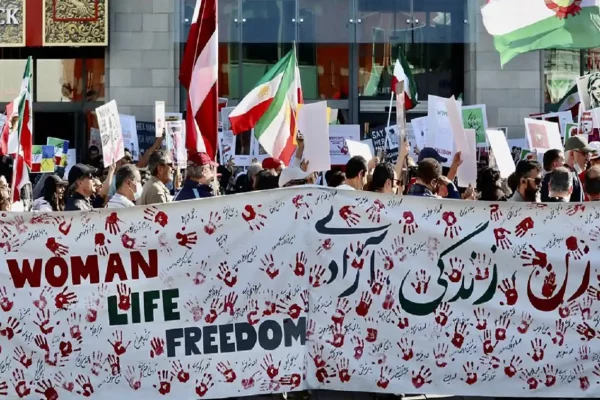 Lampoon, The protests in Iran, Bita Malakuti