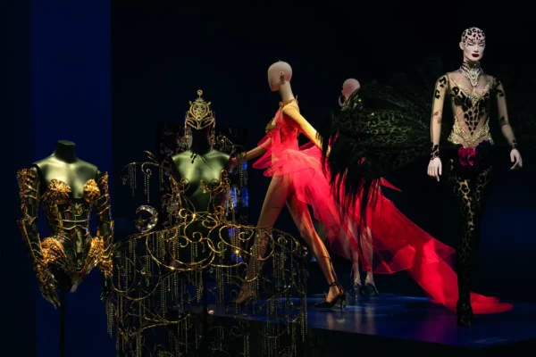 Thierry Mugler – Kunsthalle München, Michael Naumann Tiefenpixel