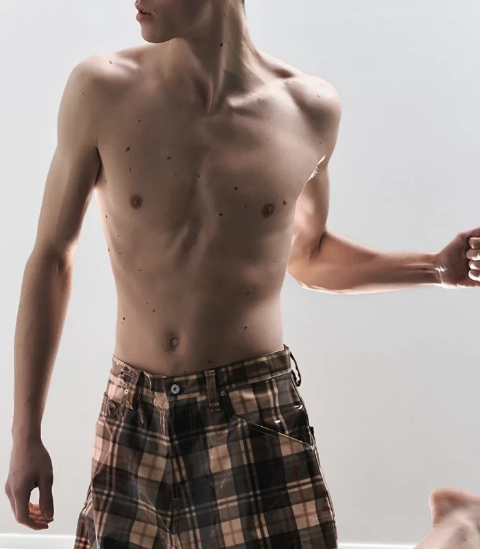 pants PDF. Photography Lorenzo Venturini, styling Federica Centonze